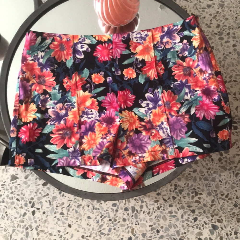 Forever 21 floral shorts